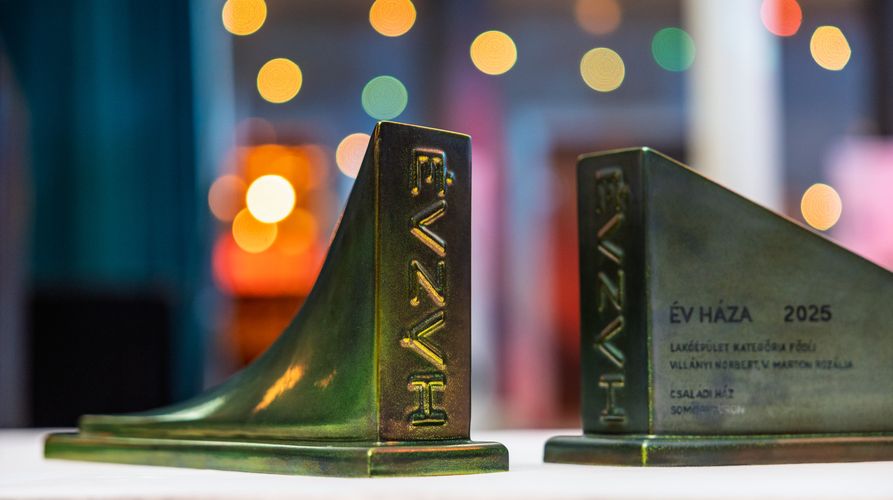 Év háza 2025: a Leier főtámogatói különdíját egy energiatudatos aprócska egri ház kapta
