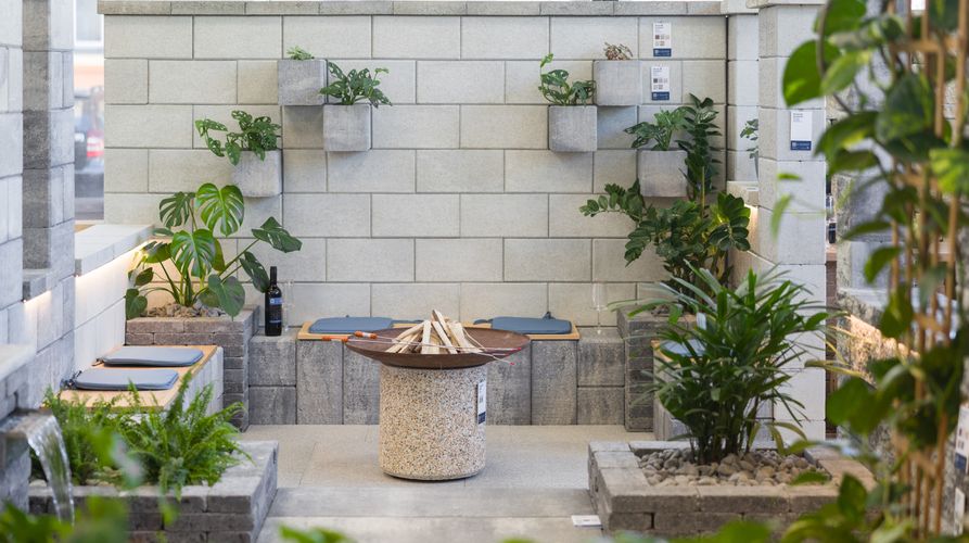 Nem terméket, hanem kész kertet mutat - Új szintre emeli a kertépítést megújult győri mintakertünk